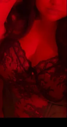OnlyFans cuenta velvetprincessx header 2