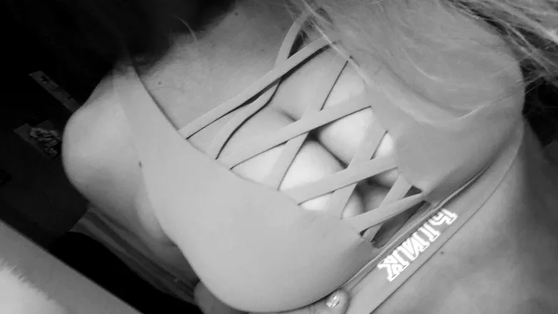 OnlyFans account  callistorain header 2