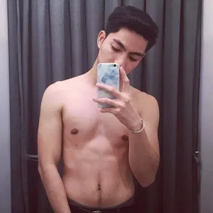 OnlyFans cuenta iserser69 avatar 1