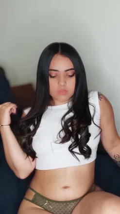 OnlyFans cuenta yuraruiz96 header 2
