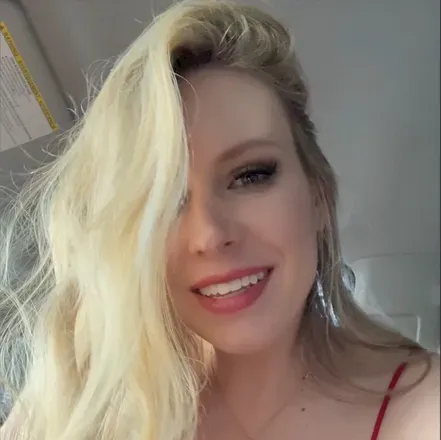 OnlyFans cuenta blondesofia101 avatar 1