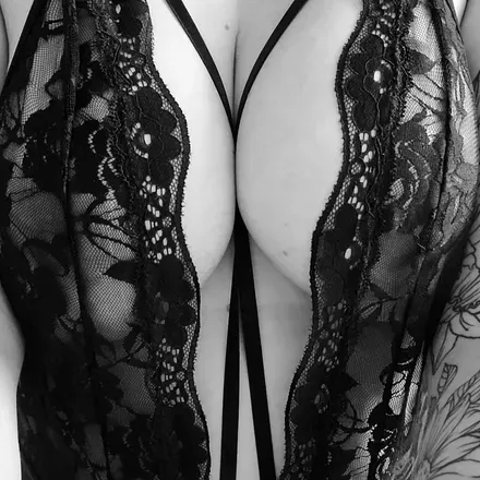 OnlyFans cuenta tattooedbeauty32 avatar 1
