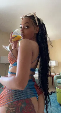 OnlyFans cuenta shegottheesauce avatar 1