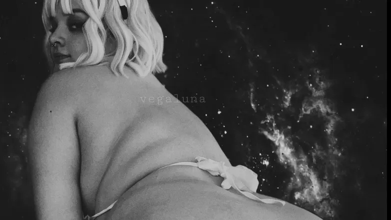 OnlyFans cuenta vegaluna header 2