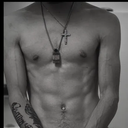 OnlyFans account  offbrandbruno header 2