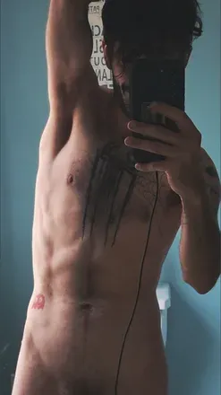 OnlyFans cuenta brokeandtatted avatar 1