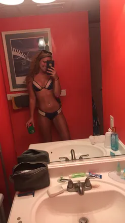 OnlyFans cuenta savannahj97 header 2