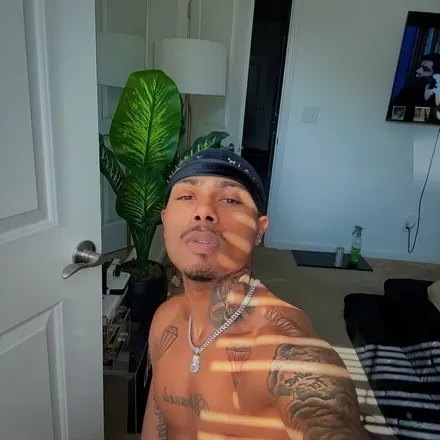 OnlyFans cuenta thareal2tupac avatar 1