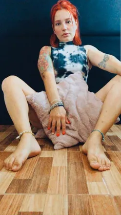 OnlyFans cuenta mia_viip header 2