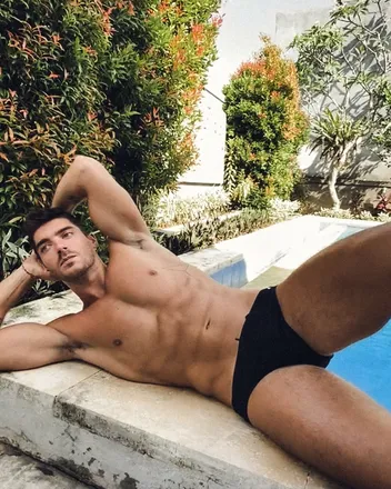 OnlyFans account  raph_louis header 2