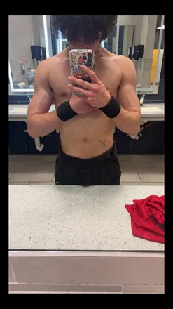 OnlyFans cuenta u44557460 header 2