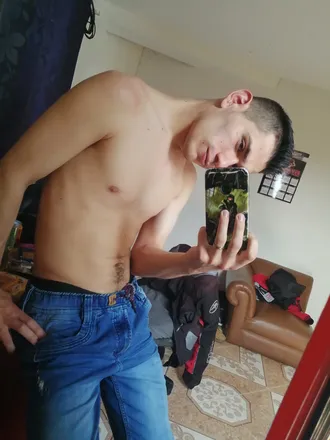 OnlyFans cuenta david021000 header 2