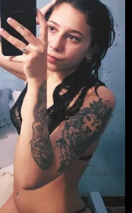 OnlyFans cuenta royalaphrodite header 2