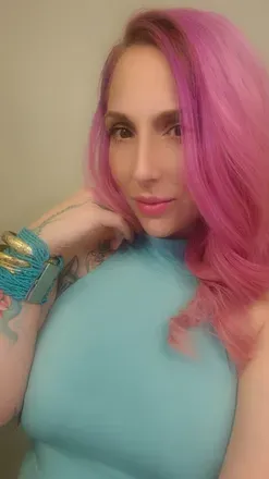 OnlyFans cuenta kiraashe avatar 1