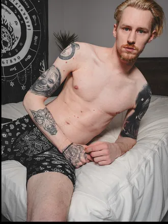 OnlyFans account  snuffdevious header 2