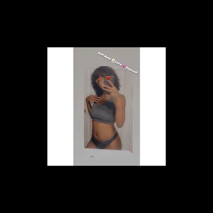 OnlyFans cuenta thelifeofvenuss header 2