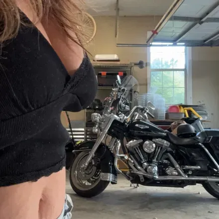 OnlyFans cuenta midlife_crisisx avatar 1