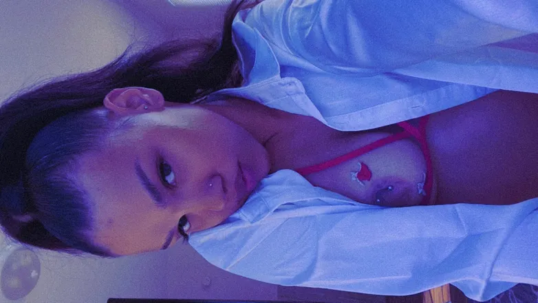 OnlyFans cuenta mon.petitchaton header 2