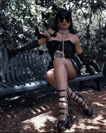 OnlyFans account  gothmommyjuice avatar 1