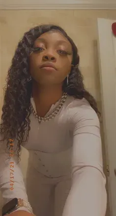 OnlyFans cuenta darealnesha avatar 1