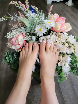 OnlyFans cuenta she.loves.barefeet header 2