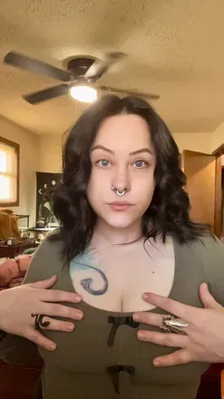 OnlyFans account  thattattooedgirlvip avatar 1