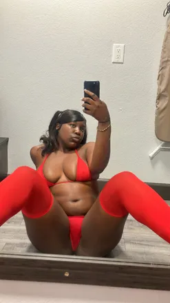 OnlyFans cuenta chanelmonea header 2