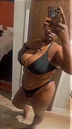 OnlyFans cuenta prettyblackkitty_90 avatar 1