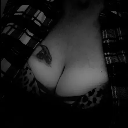 OnlyFans cuenta queenofodyssey header 2