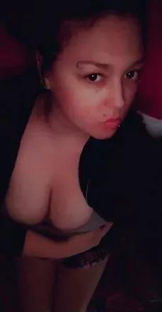 OnlyFans account  chestylarou333 avatar 1