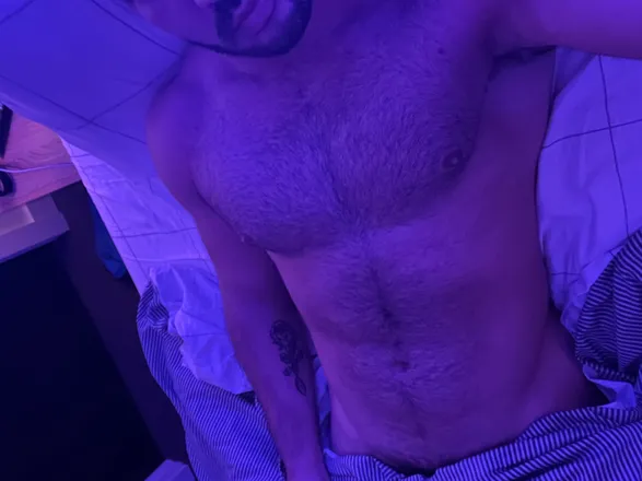 OnlyFans cuenta domthesubxxx header 2