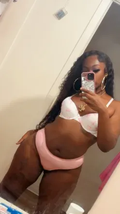 OnlyFans cuenta shesoexoticcc avatar 1
