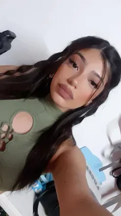 OnlyFans account  mmb32 avatar 1