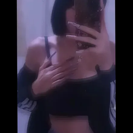 OnlyFans cuenta yiyi.13 avatar 1