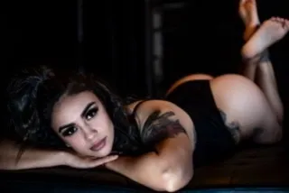 OnlyFans cuenta lovely_desire1 header 2