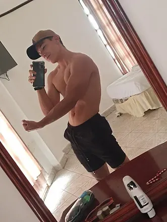 OnlyFans cuenta twinkkev avatar 1