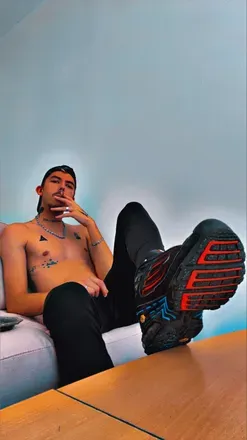 OnlyFans cuenta aleck2231 avatar 1