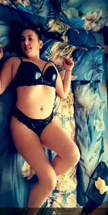 OnlyFans cuenta madalina97 header 2
