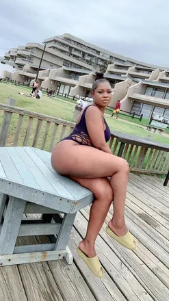 OnlyFans cuenta u105593825 header 2