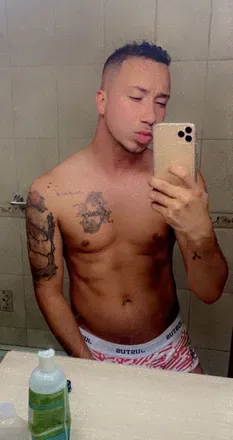 OnlyFans cuenta prpapichulo23 avatar 1