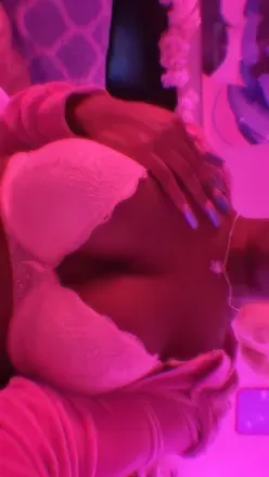 OnlyFans cuenta softbabikittie avatar 1