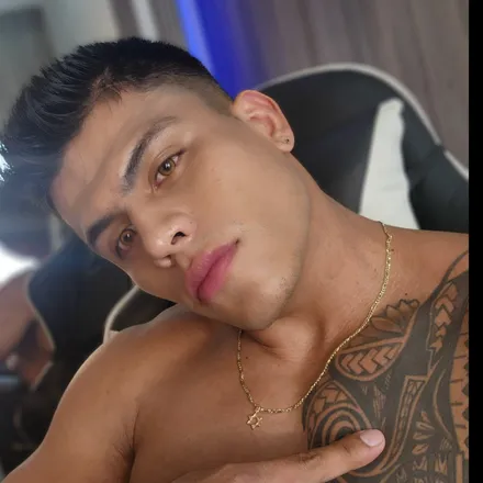 OnlyFans cuenta tyler_muscle header 2