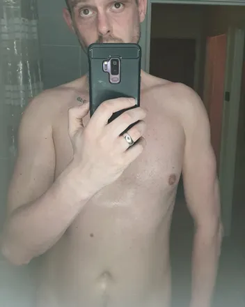 OnlyFans cuenta naughtyside83 header 2