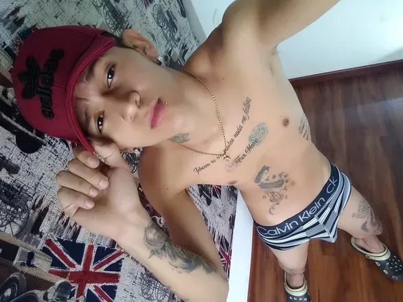 OnlyFans cuenta andrs21943773 header 2
