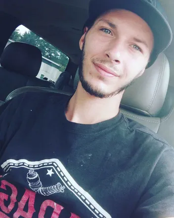 OnlyFans cuenta u66210700 header 2