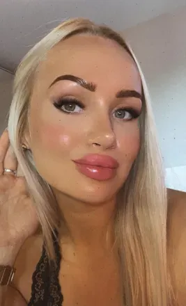 OnlyFans cuenta charlottebelvedere avatar 1