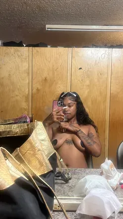 OnlyFans cuenta anna_mae237 header 2