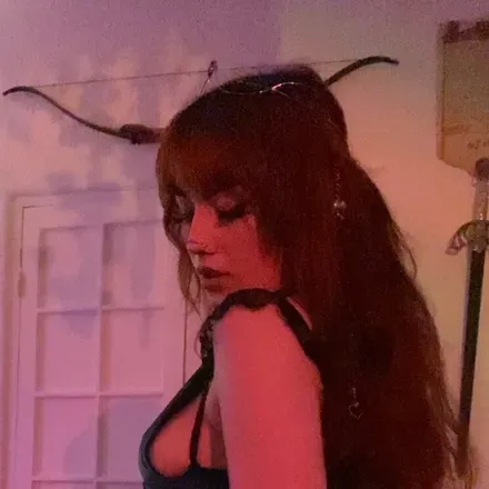 OnlyFans cuenta d3m0nbrat avatar 1