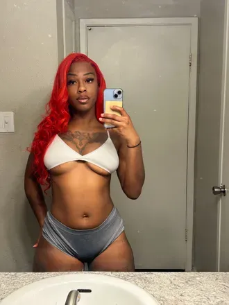 OnlyFans cuenta 8luccy3 avatar 1
