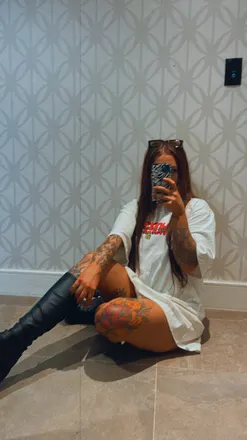 OnlyFans cuenta saschnicole header 2